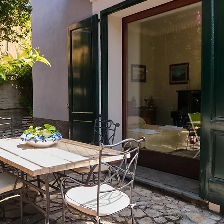 Santa Sofia - Italian Escape * Vico Equense